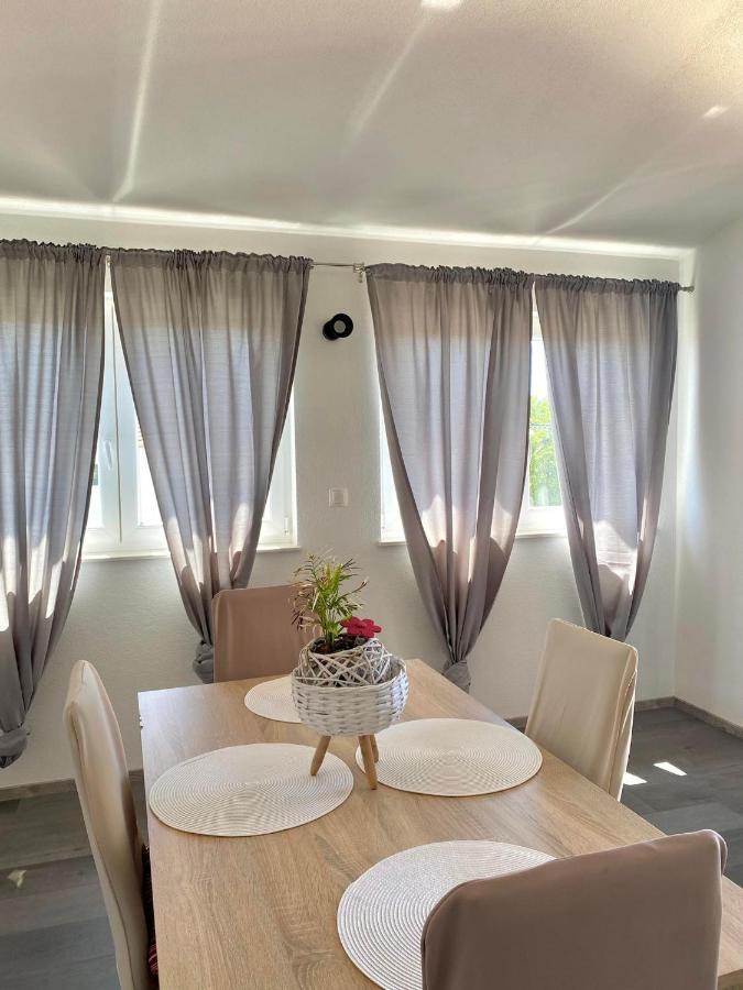 Apartman Ritta Biograd Na Moru Exterior foto