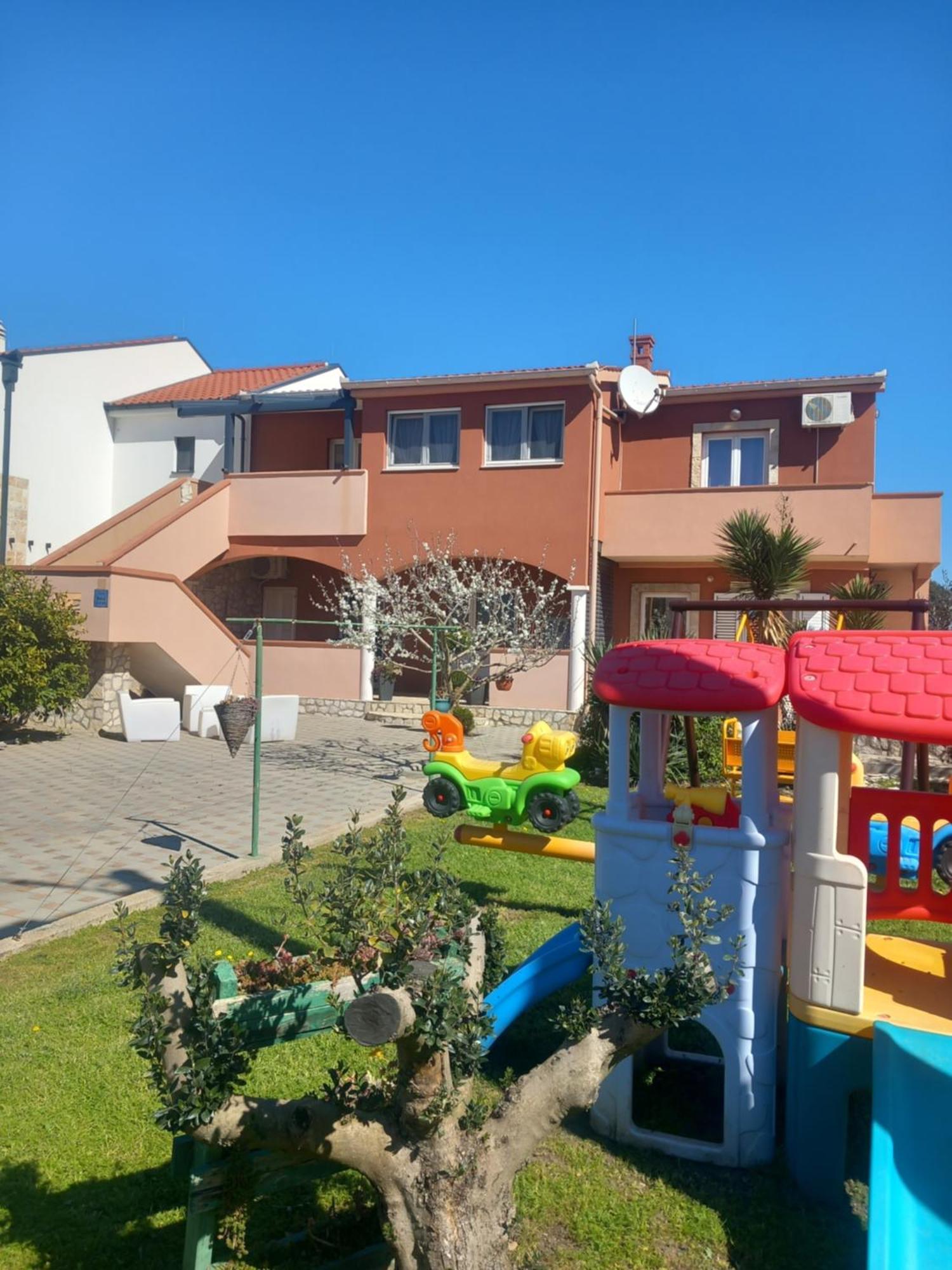 Apartman Ritta Biograd Na Moru Exterior foto